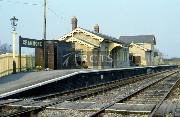 MER0173C - Cranmore station (ESR) viewed from track level c 1980s