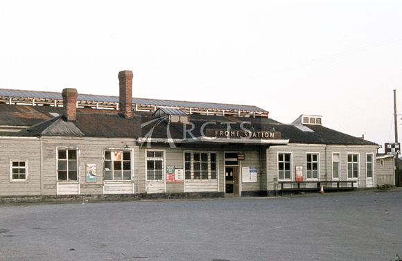 CH05935C - Frome station building viewed from the approach road 16/10/77