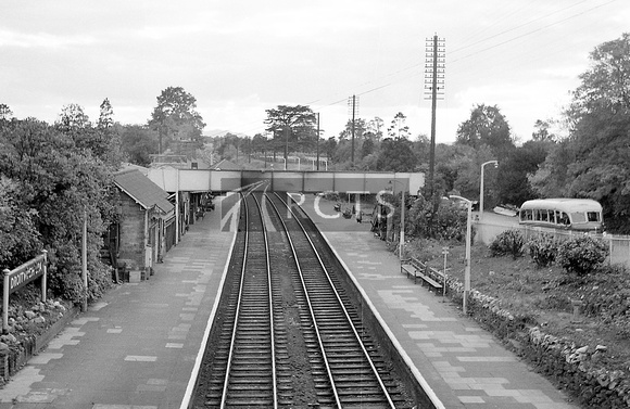 CUL0436 - Droitwich Spa station viewed from an overbridge 27/9/64