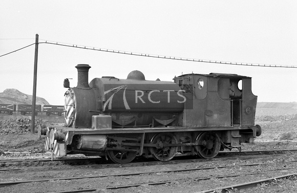 FAI4839 - 0-6-0ST No. 6 (Hudswell Clarke 1349 of 1918) at NCB, Hatfield Main Colliery, Stainforth 23/5/64