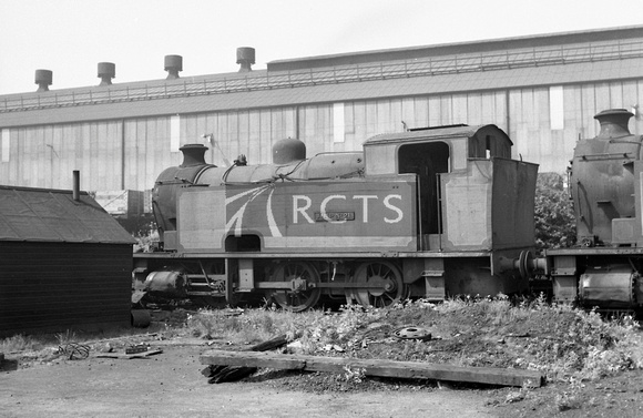 FAI3987 - 0-6-0T No. 21 (Hudswell Clarke 1693 of 1938) at John Lysaght's Scunthorpe Works Ltd, Normanby Park Steelworks 13/6/58