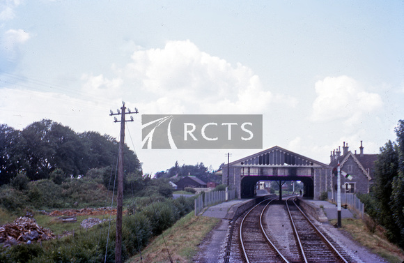 RIP0410C - Cheddar station viewed from a DMU c August 1963