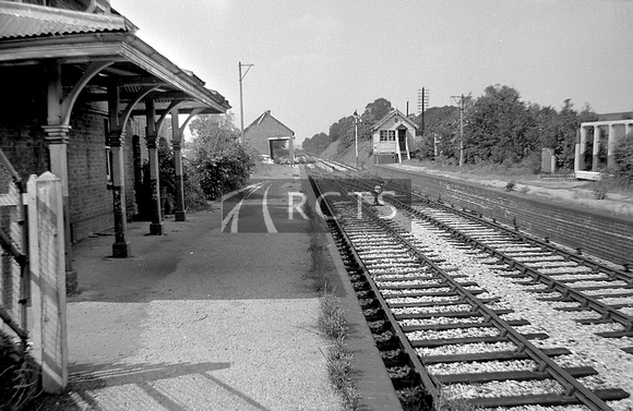 WOOL034 - Compton station looking north along down platform 2/6/66