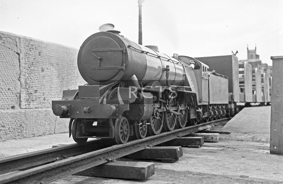 AW00551 - 4-6-2 loco on the Margate Miniature Railway 27/8/52