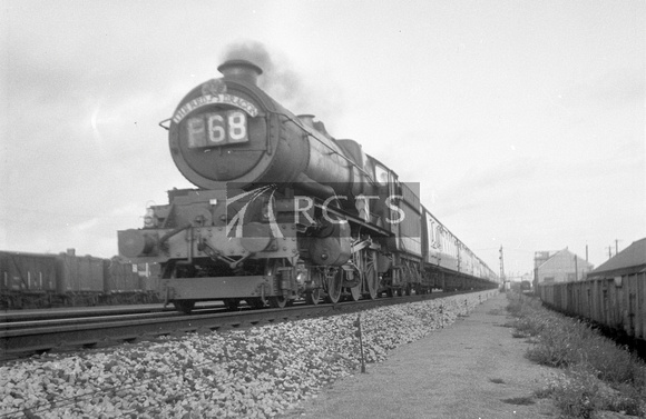 AW00791 - 'The Red Dagon Express' hauled by an unidentified loco 6/9/61