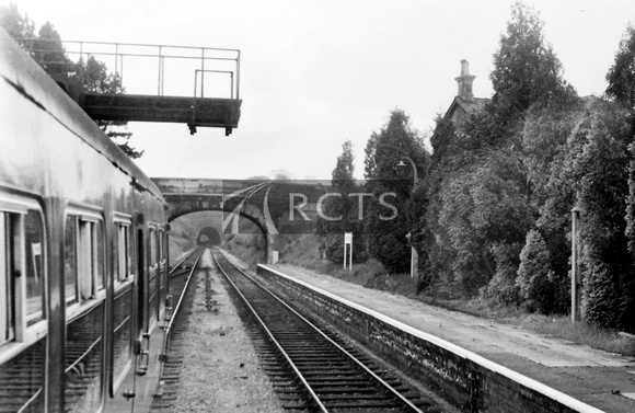 PG02762 - View of Kemble station looking towards Swindon from a DMU c early 1970s