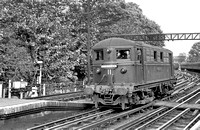 RH01709 - Electric loco No. 11 'George Romney' at Rickmansworth 19/8/60