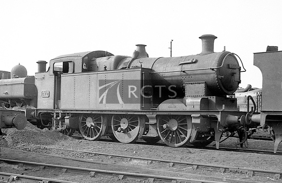 CUL0256 - Cl 0-6-2T No. 372 (ex TVR) at Swindon Works 20/3/55
