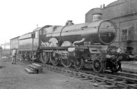 PHW1285 - Cl 4073 No. 4016 'The Somerset Light Infantry' at Newton Abbot shed c late 1940s-1951