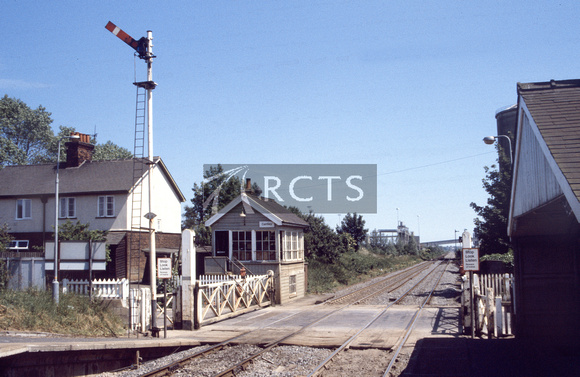 DCA0008C - Cantley signal box and crossing, 1987
