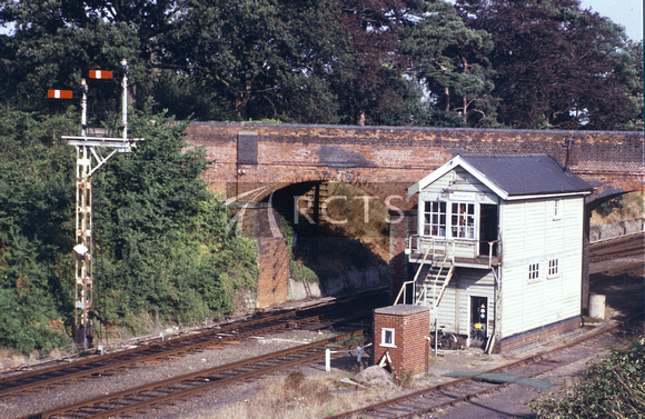 DCA0027C - Reedham Junction signal box c 1991