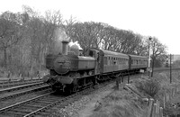 CH02563 - Cl 6400 No. 6435 on the 1353 Yeovil Junction to Yeovil Town service at Yeovil Town 18/4/64