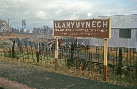 CAR1182C - Station sign at Llanymynech c November 1964