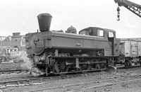 DAV0303 - Cl 1661 No. 1661 (with spark arresting chimney) c early 1960s