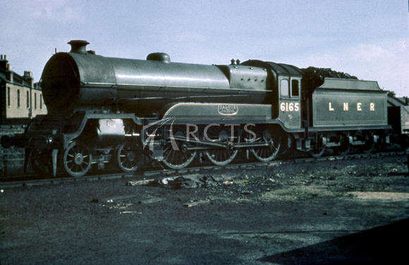 MJB0572C - Cl B3 No. 6165 'Valour' at Neasden shed, July 1937