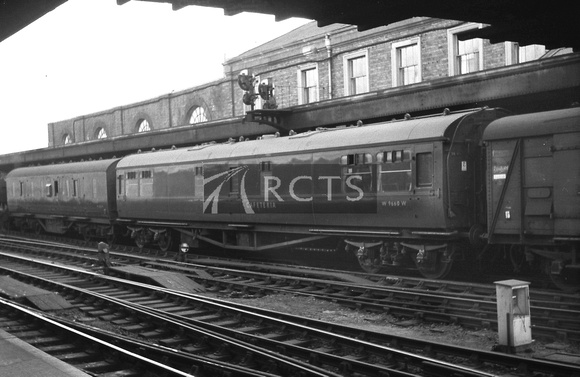 CUL3748 - Cafeteria car W9660W (rebuilt from Diag H49, ex Diag H31 articulated stock of Lot 1358) at Worcester Shrub Hill 16/5/62