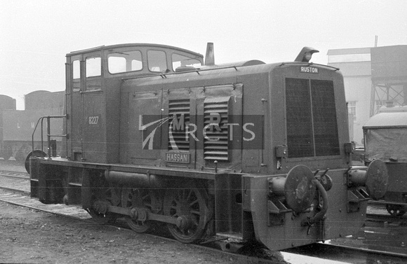 COT0108 - LMR diesel No. 8227 'Hassan' (Ruston & Hornsby 468041/1962) at the Longmoor Military Railway 16/4/66