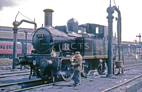 BEL0005C - Cl 1400 No. 1434 at Exeter St David's, May 1962
