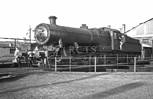 AW00451 - Cl 2884 No. 3801 on the turntable at Reading shed 18/8/59