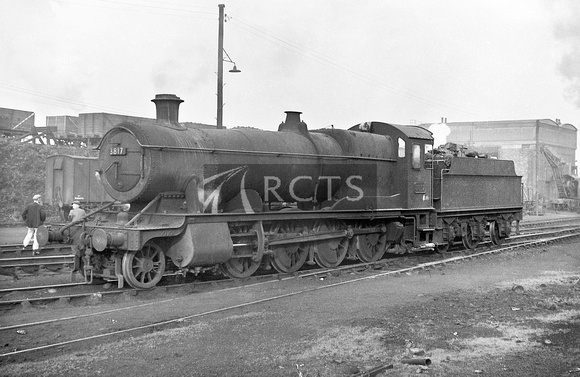 JAY0755 - Cl 2884 No. 3817 at St Phillip's Marsh shed 5/11/53