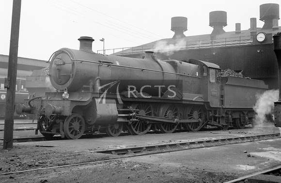 CH02474 - Cl 6800 No. 6803 'Bucklebury Grange' at Southall shed 9/2/64