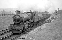 CH01957 - Cl 6959 No. 6979 'Helperly Hall' on a down goods at Bathampton 13/10/62