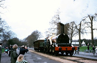 MJB0416C - Broad gauge replica loco 'Iron Duke' running on track in Kensington Gardens, April 1985