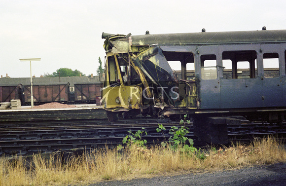 PMB0973C - Cl 116 DMBS No. 53085 (close up of collision damage) at Lichfield City 17/8/75
