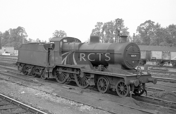 CH01218 - Cl 2P No. 40634 at Templecombe shed 1/7/61