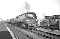 AW00569 - Cl MN No. 35027 'Port Line' on 'The Golden Arrow' at Folkestone Central station 7/6/51