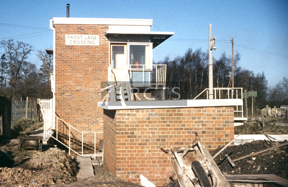 CH06758C - Hythe Frost Lane Crossing signal box under construction 5/11/61