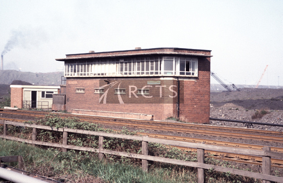 GGR0088C - Grangetown signal box 7/5/89