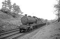 CH04498 - Cl O4/8 No. 63672 on an up goods at Retford 26/5/62