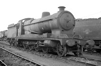 CH04254 - Cl O4/1 No. 63593 at Doncaster shed 25/2/62