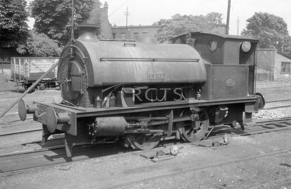AW00500 - 0-4-0ST 'Tyne' at Berry Wiggins & Co Ltd at Kingsnorth 15/5/52