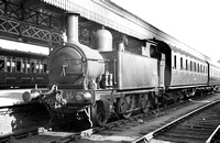 PHW2066 - Cl 3500 No. 3562 on a Fairford branch train at Oxford station 27/9/48