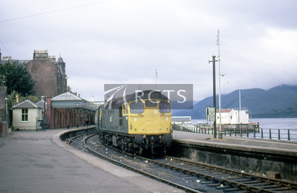 BEL0126C - View along the platform at Fort William station, July 1973
