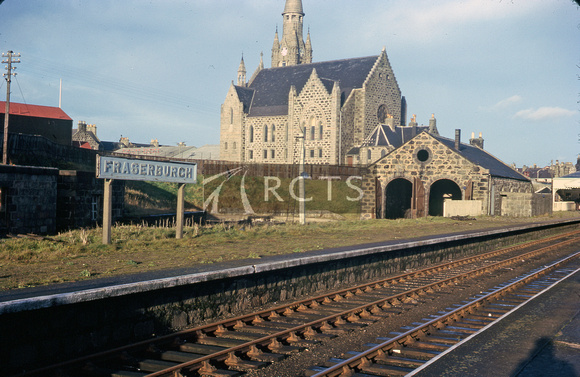 CAR1190C - View over the platform and looking to the goods shed at Fraserburgh station c November 1964