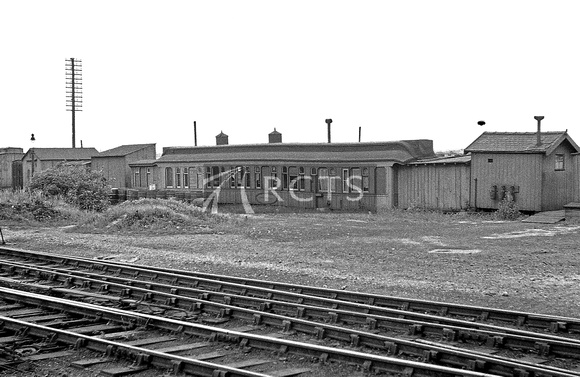 CUL2484 - Grounded Pullman car body at Tilbury Riverside 8/6/57