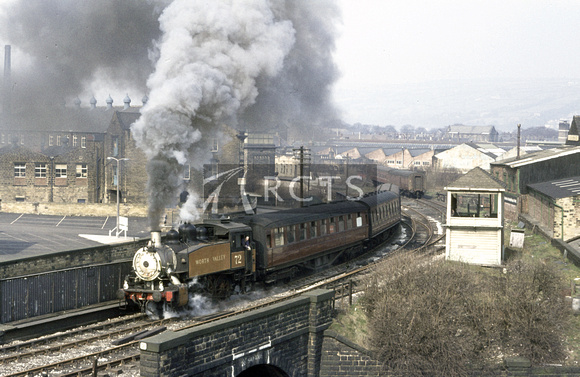 RE00838C - Cl USA No. 72 leaving Keighley, KWVR c 1970s