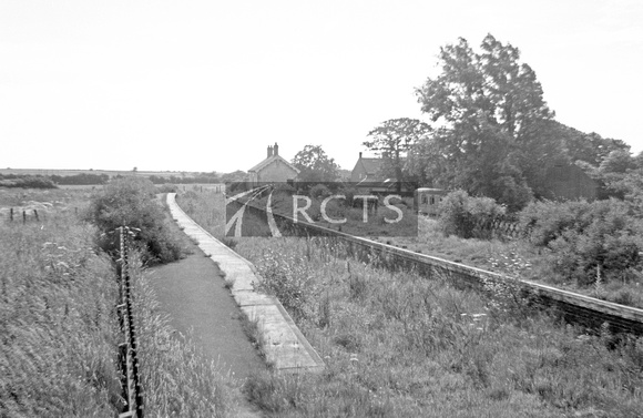 WOOL046 - Remains of Martham station looking south 15/7/63